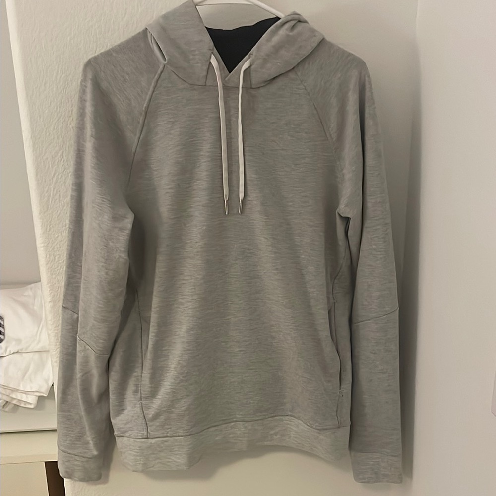 Lululemon men’s hoodie